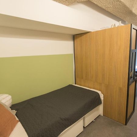 Peaceful Basement Apartment With Terrace & Free Gym Budapest Esterno foto