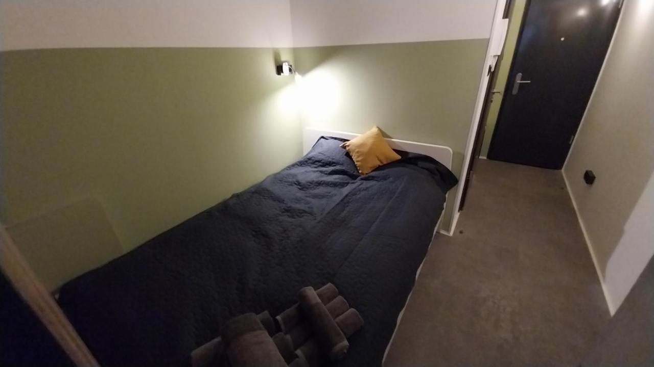 Peaceful Basement Apartment With Terrace & Free Gym Budapest Esterno foto