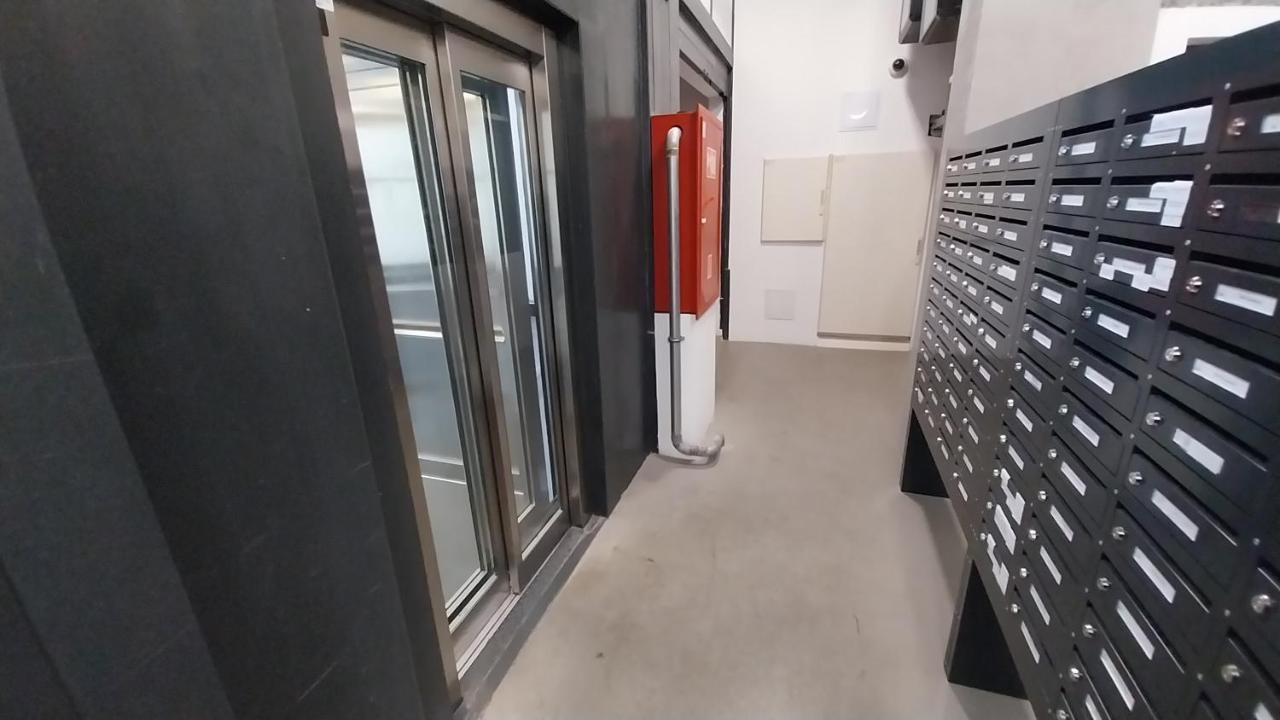 Peaceful Basement Apartment With Terrace & Free Gym Budapest Esterno foto