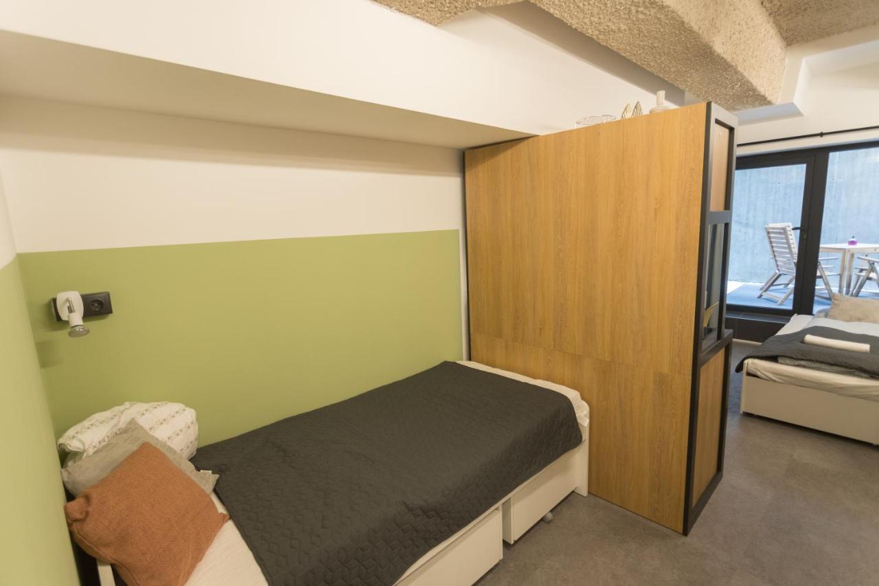 Peaceful Basement Apartment With Terrace & Free Gym Budapest Esterno foto